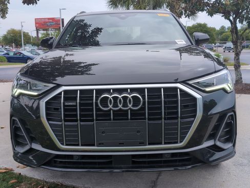 Used 2021 Audi Q3 2.0T Premium Plus w/ Premium Plus Package AWD/4WD image 3