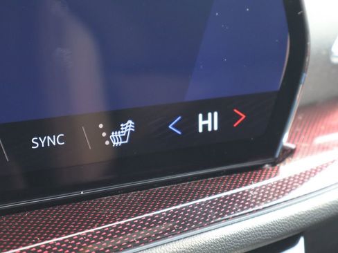 New 2026 Chevrolet Traverse Z71 w/ Enhanced Driving Package image 24