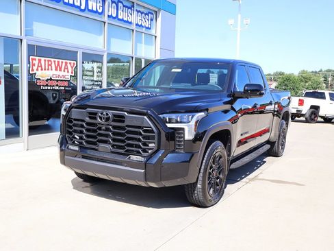 Used 2026 Toyota Tundra Limited w/ TRD Off-Road Package AWD/4WD image 6