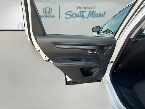 Certified 2025 Honda CR-V EX image 24