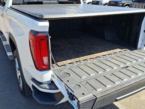 Certified 2019 GMC Sierra 1500 Denali w/ Technology Package image 31