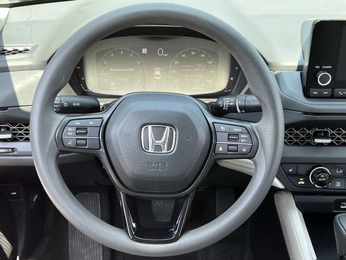 Used 2024 Honda Accord EX image 11
