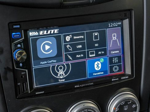 Used 2020 Nissan 370Z Coupe image 25