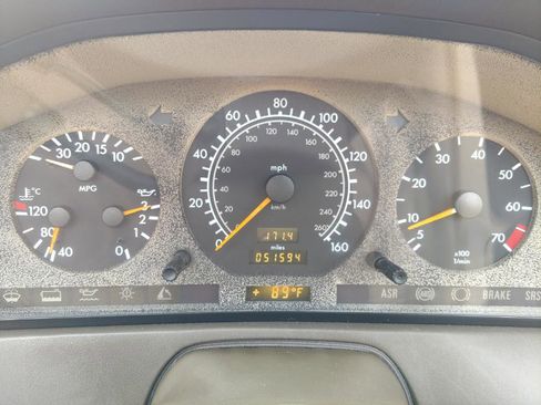 Used 1997 Mercedes-Benz SL 320 image 5