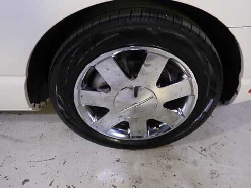 Used 2003 Ford Thunderbird image 35