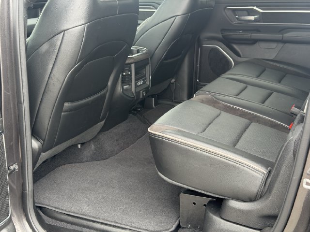 Used 2026 RAM 1500 Laramie AWD/4WD image 23