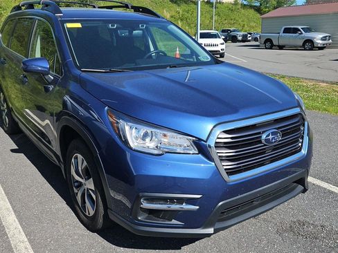 Used 2021 Subaru Ascent Premium w/ Convenience Package AWD/4WD image 1