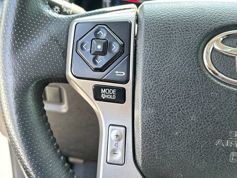 Used 2019 Toyota 4Runner SR5 Premium AWD/4WD image 23