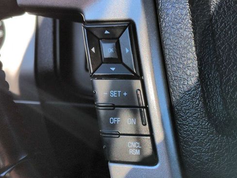 Used 2016 Ford Expedition EL Limited image 26