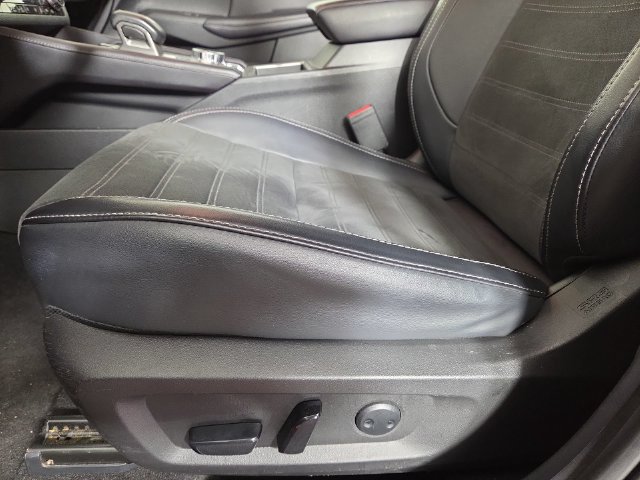 Used 2024 Mitsubishi Outlander SE AWD/4WD image 32
