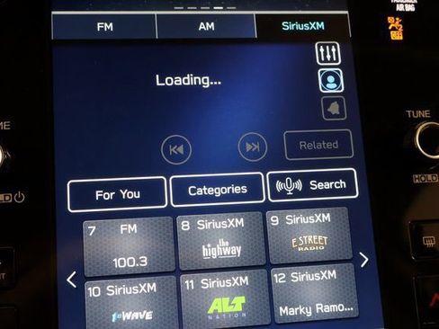 Used 2025 Subaru Outback Premium AWD/4WD image 24
