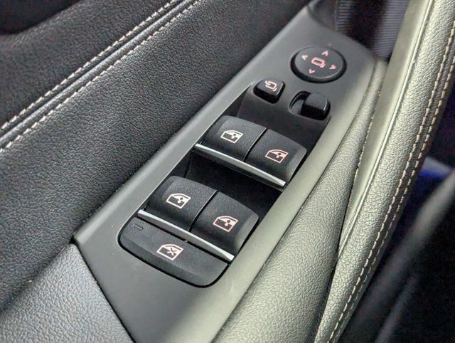 Used 2023 BMW 530i w/ Convenience Package RWD image 18