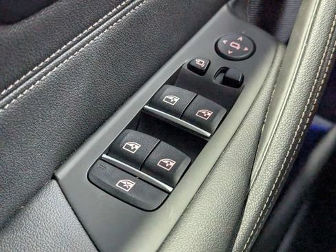 Used 2023 BMW 530i w/ Convenience Package RWD image 18