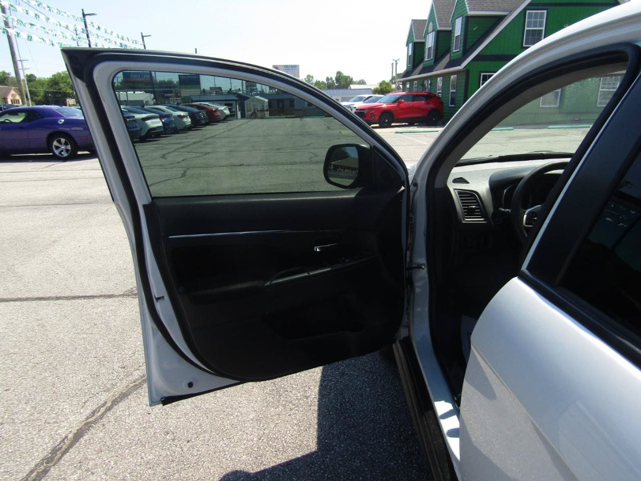 Used 2023 Mitsubishi Outlander Sport AWD image 10