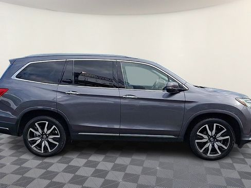 Used 2020 Honda Pilot Touring image 9