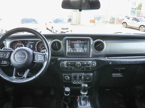 Used 2021 Jeep Wrangler Sport AWD/4WD image 17