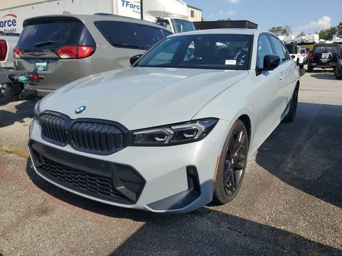 Used 2023 BMW 330i Sedan w/ M Sport Package RWD image 3