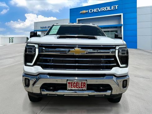 Used 2026 Chevrolet Silverado 3500 LTZ w/ LTZ Texas Edition AWD/4WD image 2