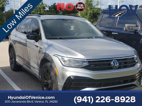Used 2024 Volkswagen Tiguan SE R-Line FWD image 4