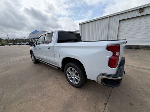 New 2026 Chevrolet Silverado 1500 LTZ w/ Z71 Off-Road Package AWD/4WD image 6