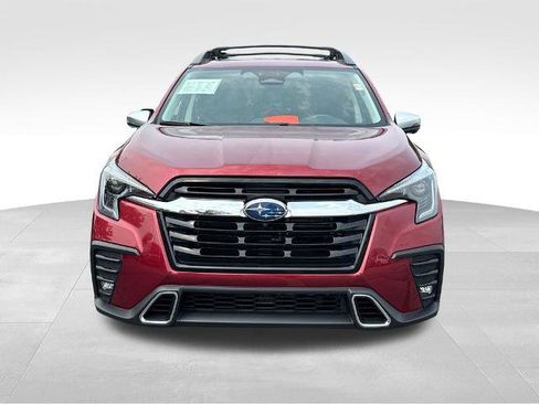 Used 2023 Subaru Ascent Touring AWD/4WD image 3