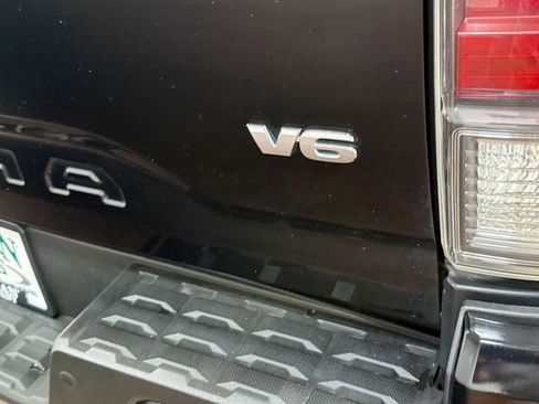 Used 2021 Toyota Tacoma TRD Off-Road w/ Technology Package image 54