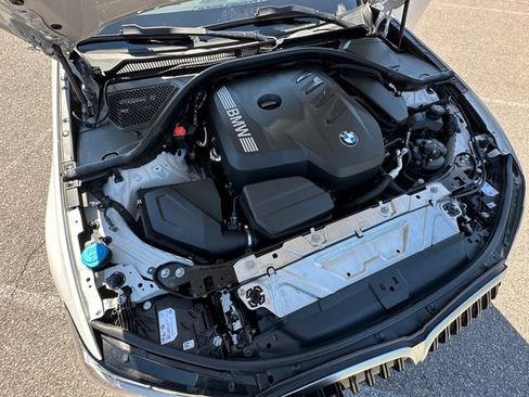Used 2025 BMW 330i Sedan RWD image 32