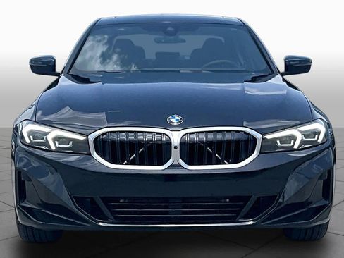 Used 2025 BMW 330i Sedan RWD image 3