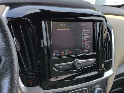 Certified 2022 Chevrolet Traverse LS AWD/4WD image 14