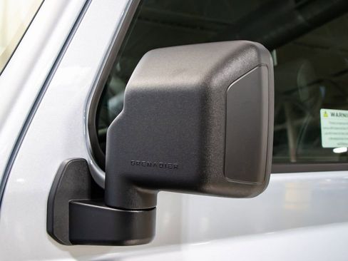 New 2025 INEOS Grenadier Fieldmaster Edition image 10