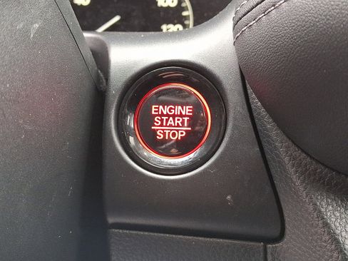 Certified 2024 Honda HR-V EX-L image 23