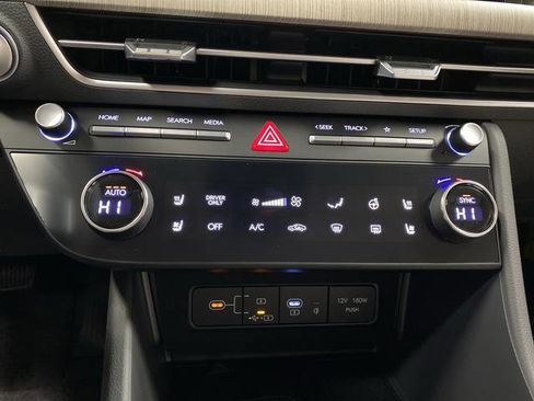 New 2025 Hyundai Sonata Limited image 20
