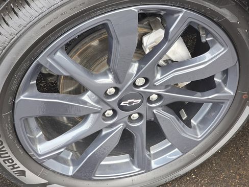 Certified 2022 Chevrolet Equinox RS w/ Infotainment Package image 16