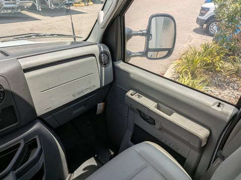 New 2026 Ford E-350 and Econoline 350 Super Duty w/ Power Equipment Group RWD image 17