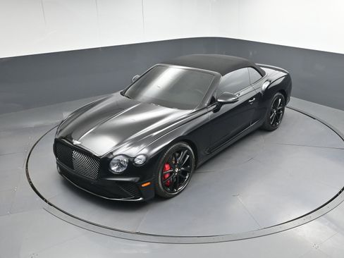 Used 2020 Bentley Continental GT image 34