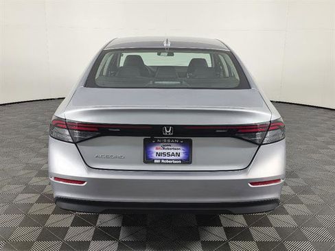 Used 2024 Honda Accord EX image 5