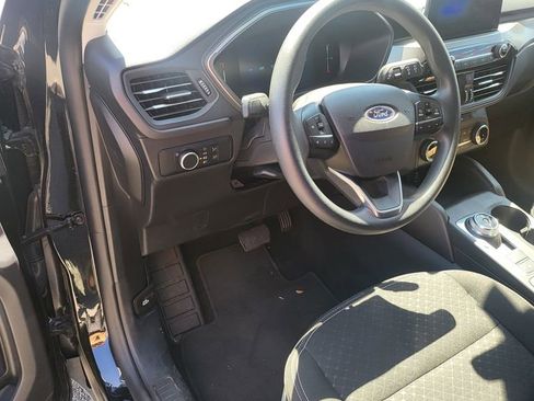 Used 2025 Ford Escape Active image 3