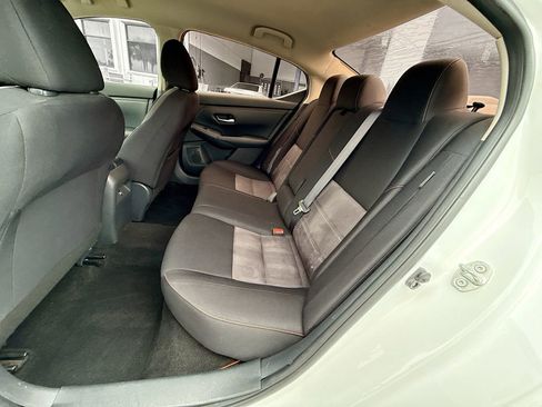 Used 2020 Nissan Sentra SR FWD image 27