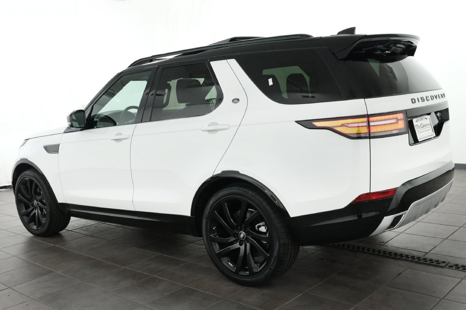 Used 2019 Land Rover Discovery HSE Luxury AWD/4WD image 5