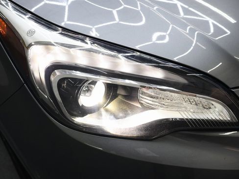 Used 2019 Buick Envision Essence image 26