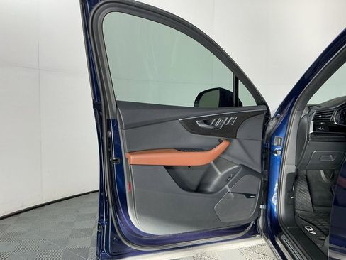 Used 2020 Audi Q7 3.0T Prestige w/ Prestige Package image 19