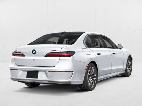 New 2026 BMW i7 xDrive60 AWD/4WD image 2