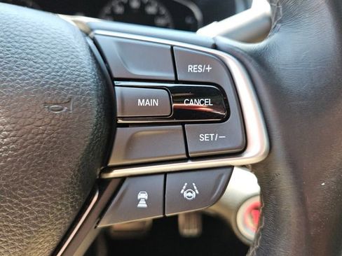 Used 2018 Honda Accord Sport image 24