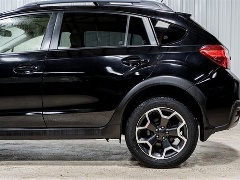 Used 2015 Subaru Crosstrek 2.0i Premium AWD/4WD image 4