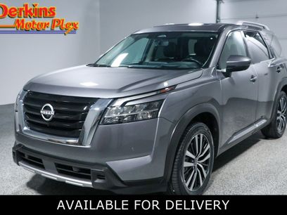 Used 2023 Nissan Pathfinder Platinum