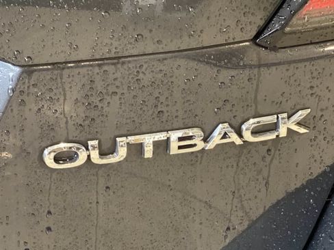 Used 2022 Subaru Outback Premium AWD/4WD image 12