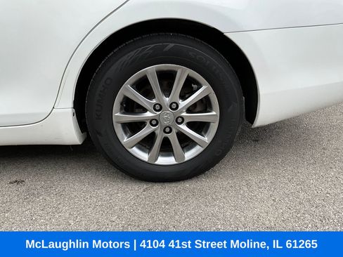 Used 2010 Toyota Camry Hybrid FWD image 13