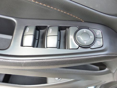 Used 2019 Chevrolet Traverse LT w/ LPO, Floor Liner Package AWD/4WD image 20