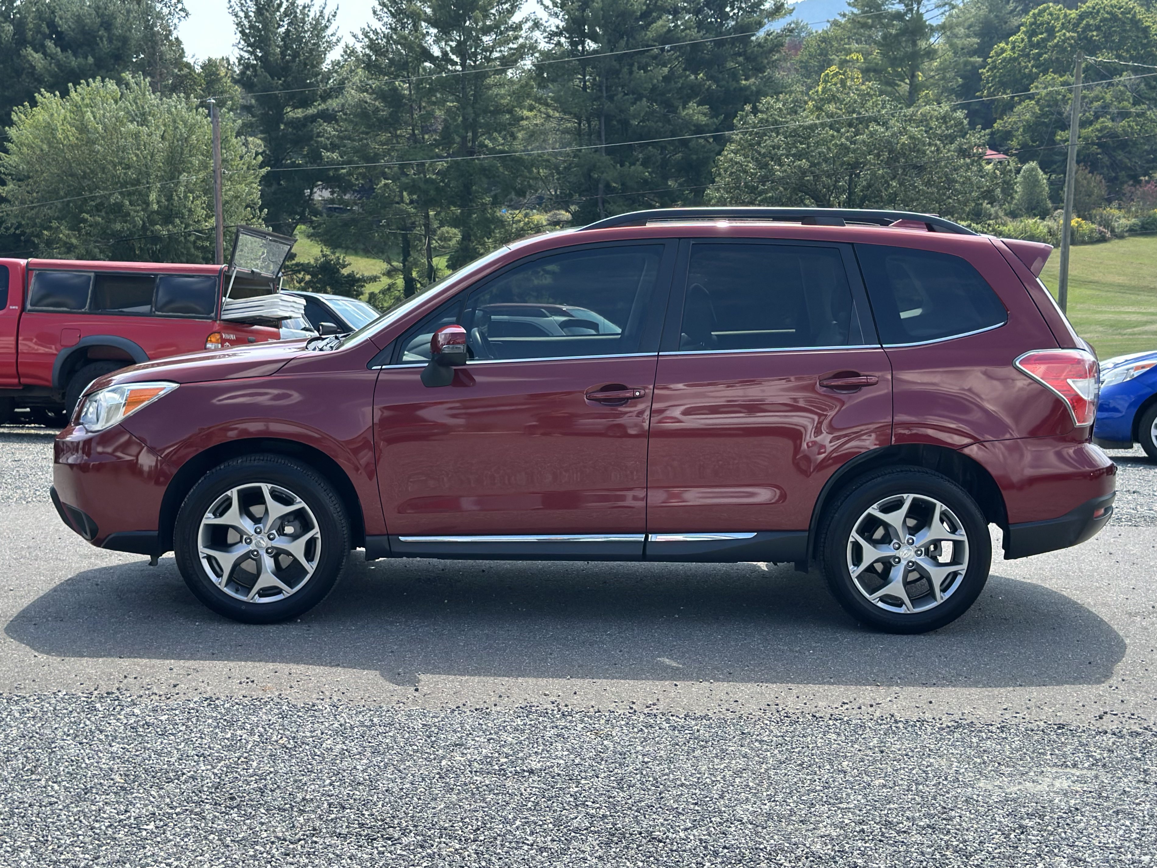 Used 2016 Subaru Forester 2.5i Touring AWD/4WD image 6