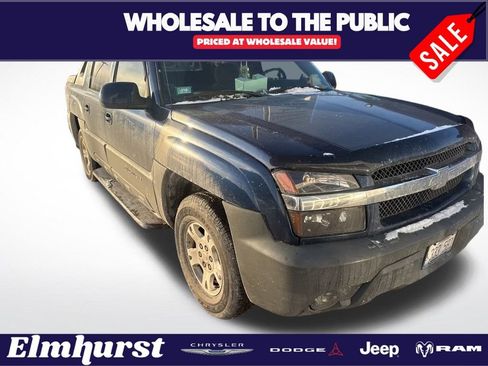 Used 2002 Chevrolet Avalanche 2WD image 1